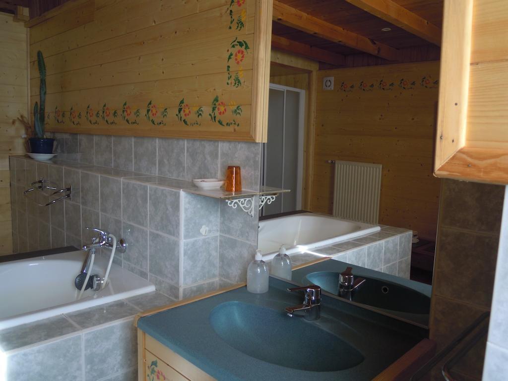 Gite Le Francillon Villa Les Estables Room photo